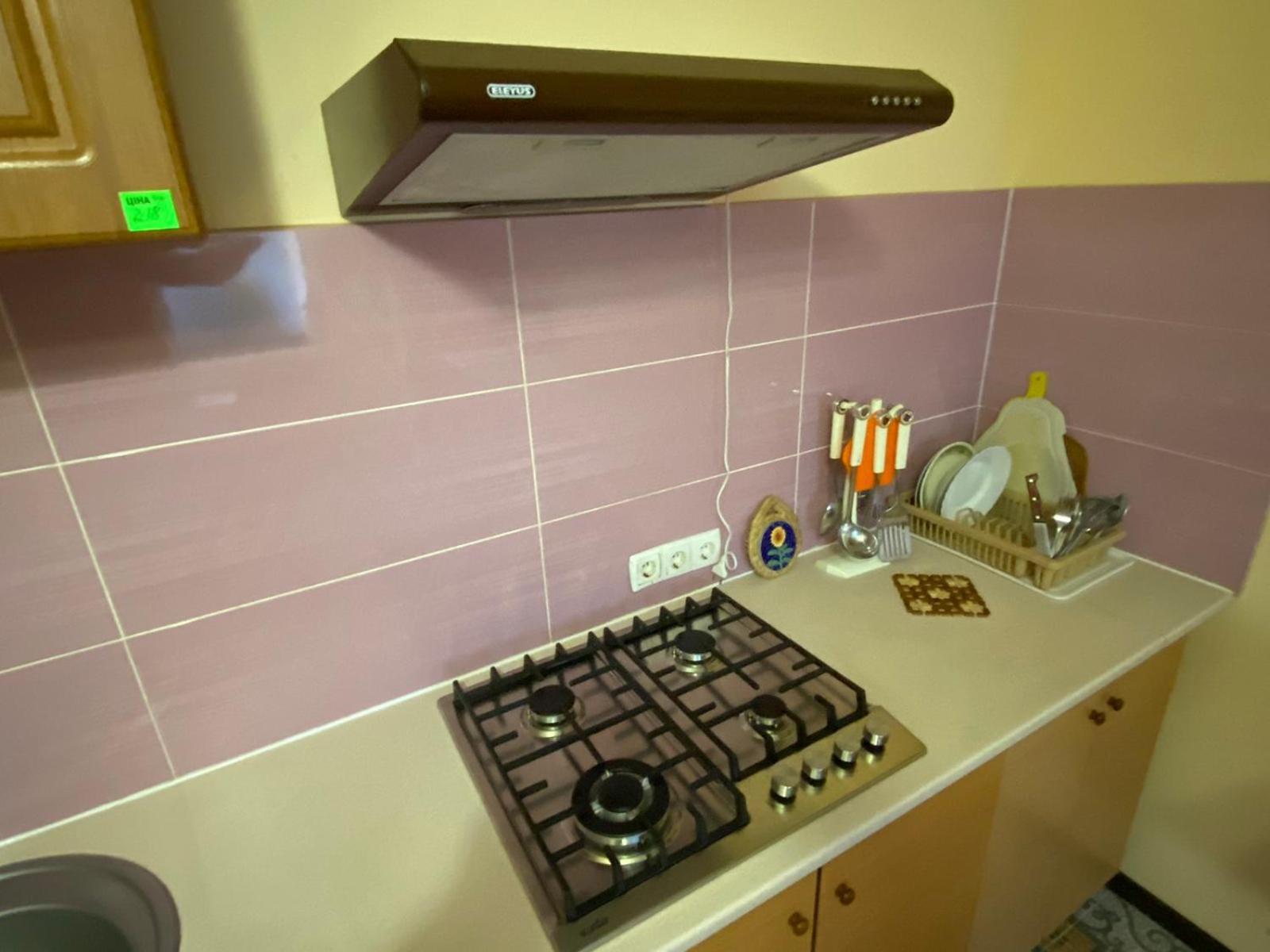 Solnechnaia Dacha Aparthotel Затока Екстериор снимка
