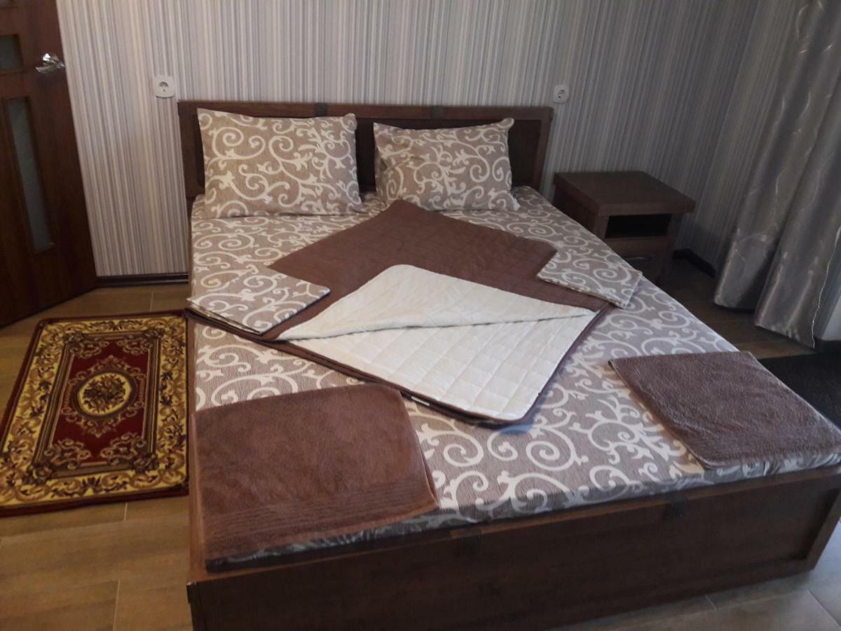 Solnechnaia Dacha Aparthotel Затока Екстериор снимка