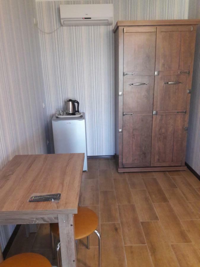 Solnechnaia Dacha Aparthotel Затока Екстериор снимка