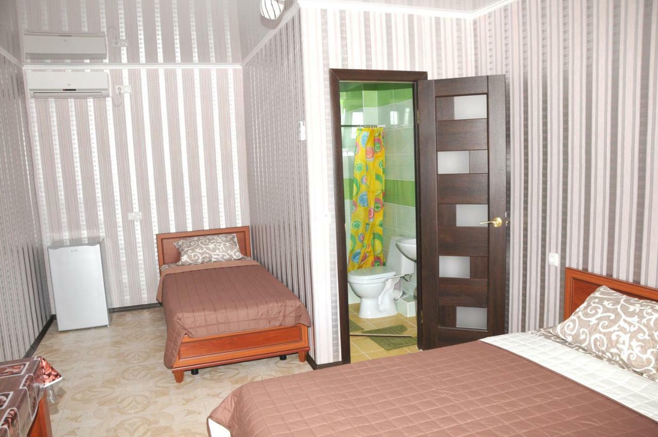 Solnechnaia Dacha Aparthotel Затока Екстериор снимка